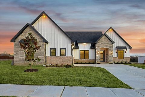 2710 Stonecrest Street Sherman TX 75092