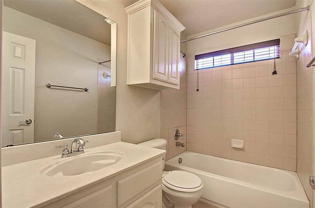 Dominion At Panther Creek Ph Two - Residential Lease