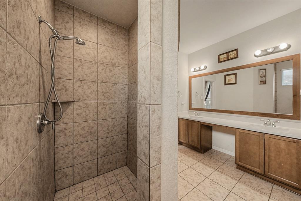 Bluffs The - Residential