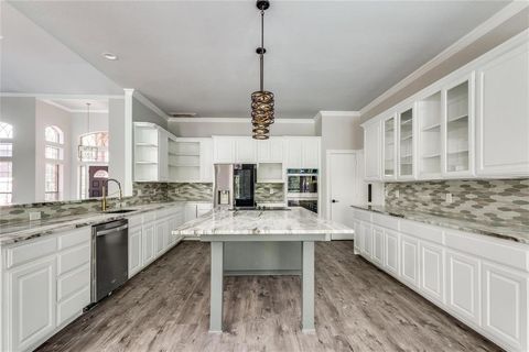 Tiny photo for 804 Shorecrest Drive, Southlake, TX 76092 (MLS # 21031716)