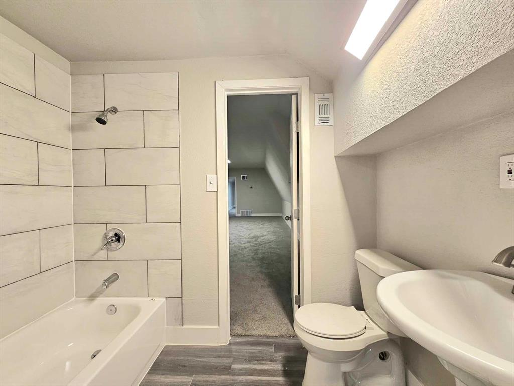 Camelot Acres - Residential Lease