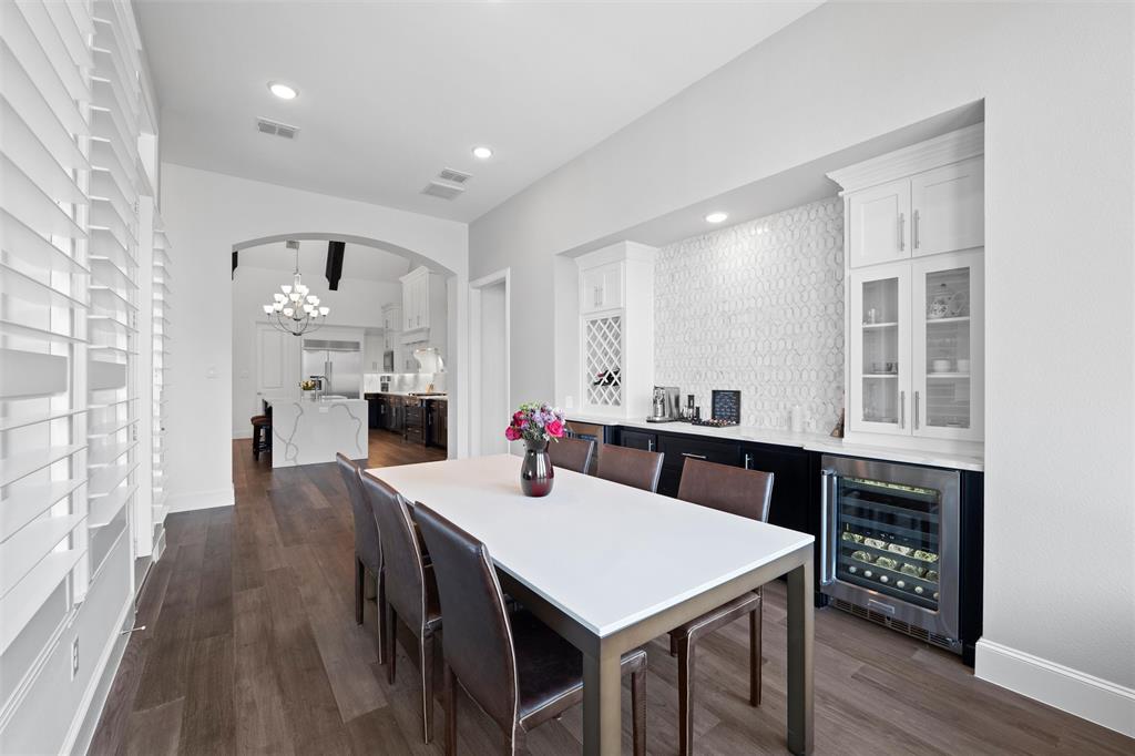 15140 Spider Lily Road