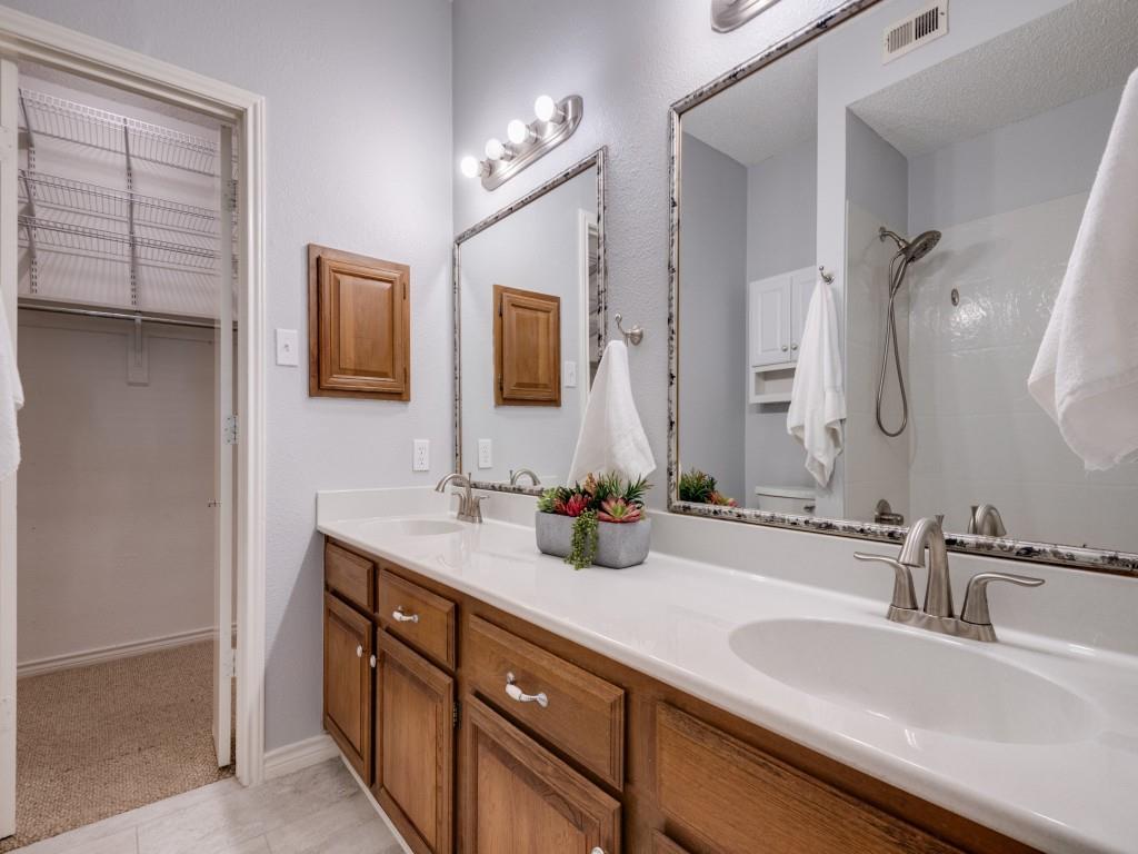 Willow Lane Condos - Residential