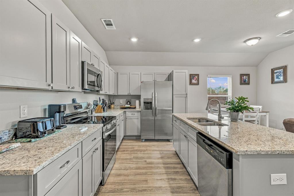1529 Jacqueline Lane