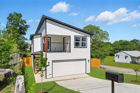 1400 Belzise Terrace Fort Worth TX 76104