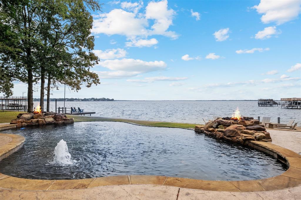 Pinnacle Club - Residential