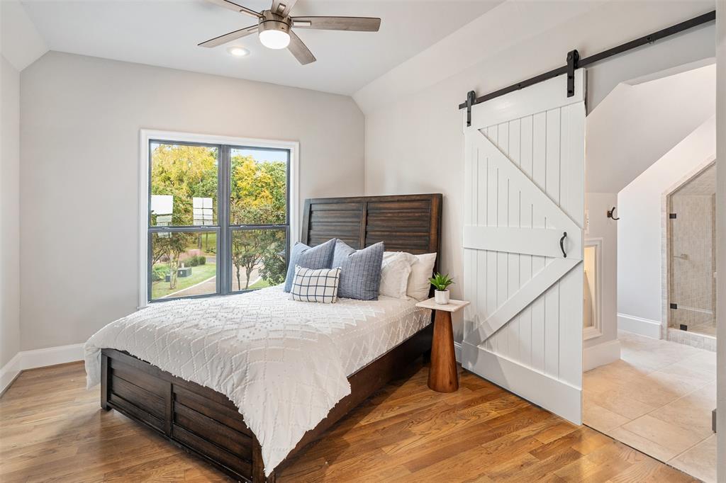 Pinnacle Club - Residential