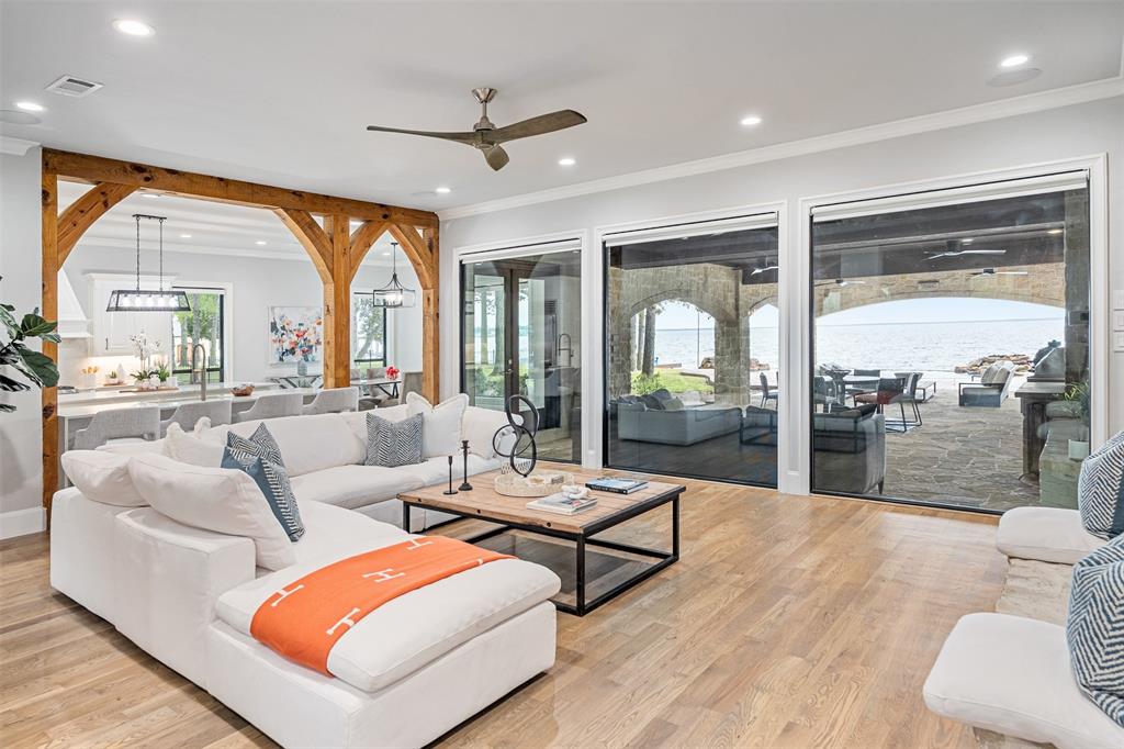 Pinnacle Club - Residential