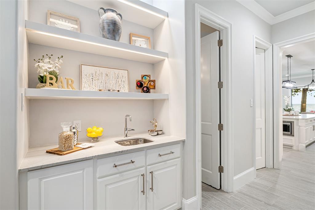 Pinnacle Club - Residential