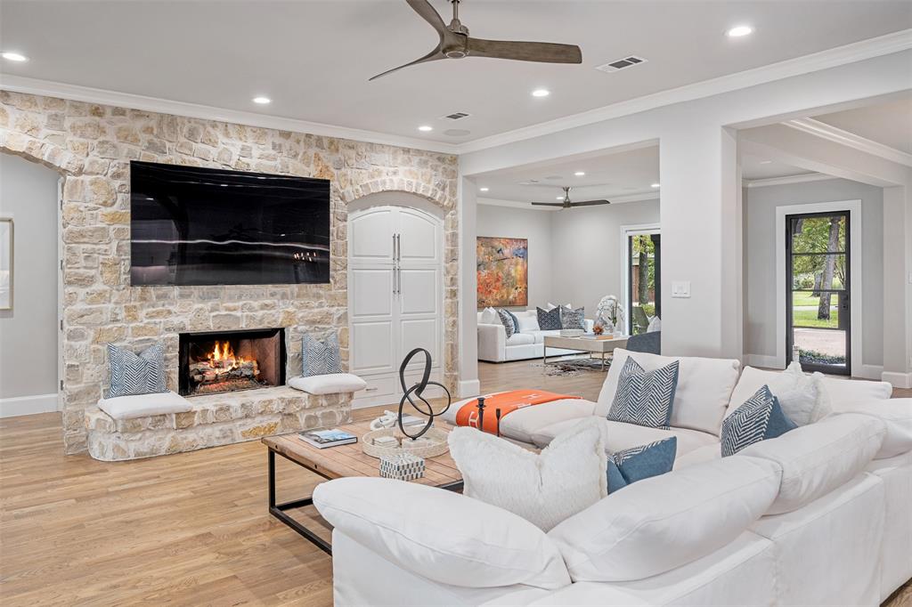 Pinnacle Club - Residential