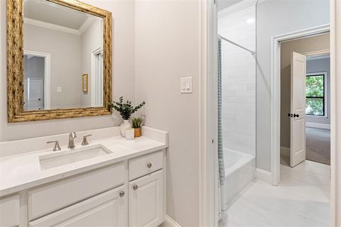 Tiny photo for 130 Diamond Point Drive, Mabank, TX 75156 (MLS # 21096605)