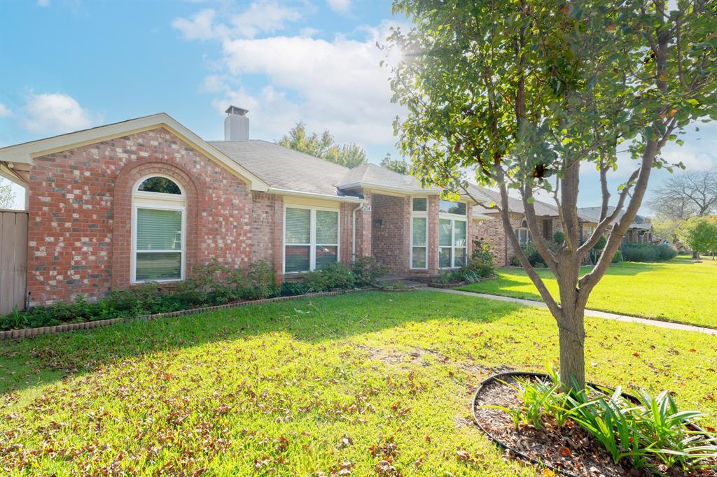 7114 Lo Chalmers Lane