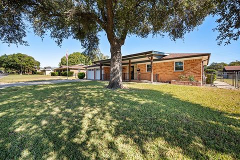 Tiny photo for 3813 Brookdale Road, Benbrook, TX 76116 (MLS # 21101720)