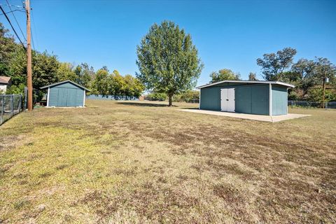Tiny photo for 3813 Brookdale Road, Benbrook, TX 76116 (MLS # 21101720)