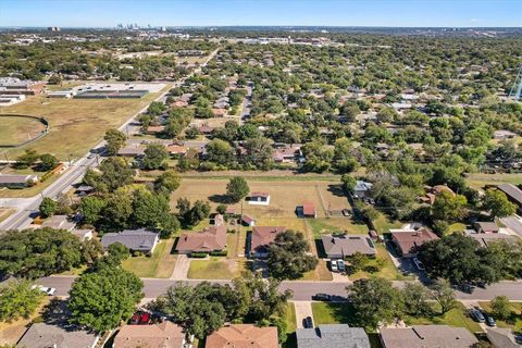 Tiny photo for 3813 Brookdale Road, Benbrook, TX 76116 (MLS # 21101720)