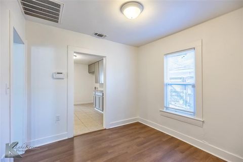 Tiny photo for 1025 S 15th Street, Abilene, TX 79602 (MLS # 21099312)