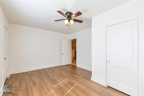 Tiny photo for 1025 S 15th Street, Abilene, TX 79602 (MLS # 21099312)