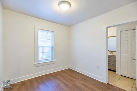 Tiny photo for 1025 S 15th Street, Abilene, TX 79602 (MLS # 21099312)