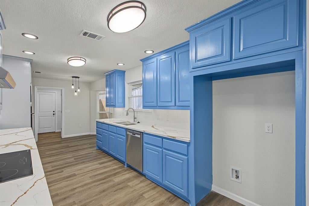 10219 Echo Ridge Court