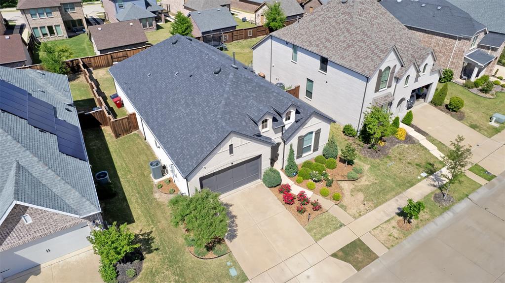 1824 Leo Drive