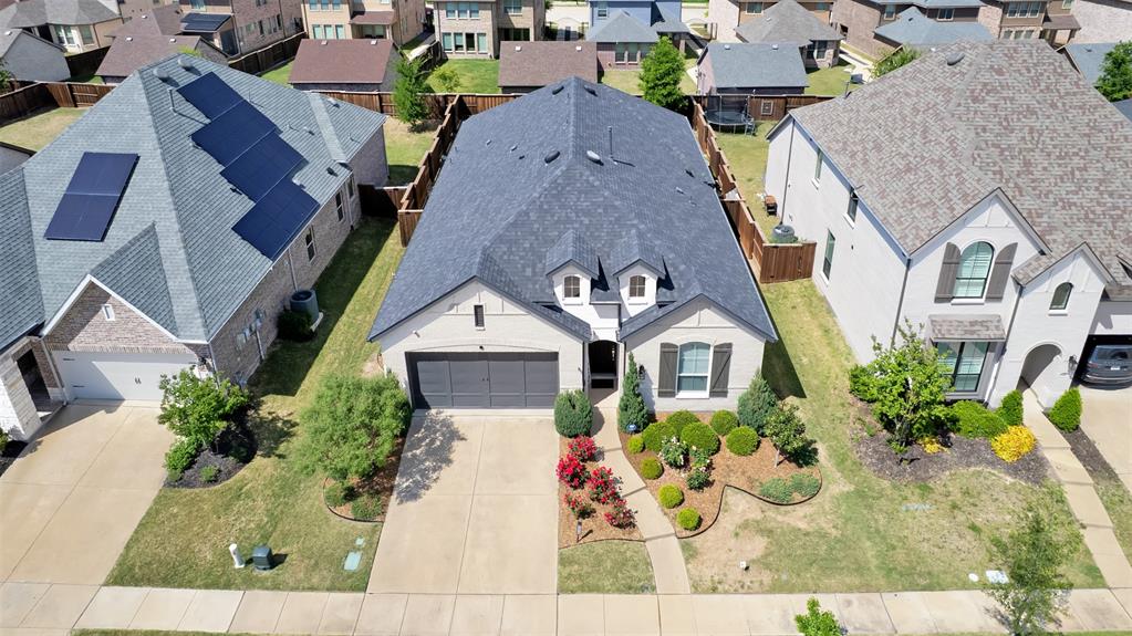 1824 Leo Drive