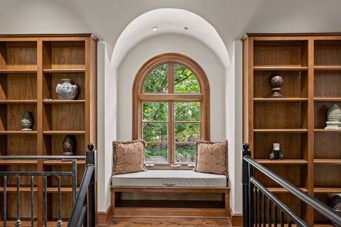 Tiny photo for 900 Kingsbury Way, Southlake, TX 76092 (MLS # 20856083)