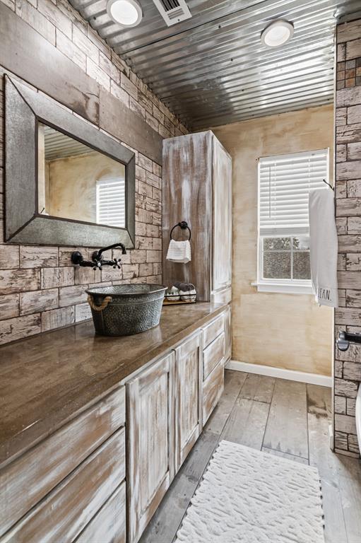 Rendon, Joaquin Survey - Residential