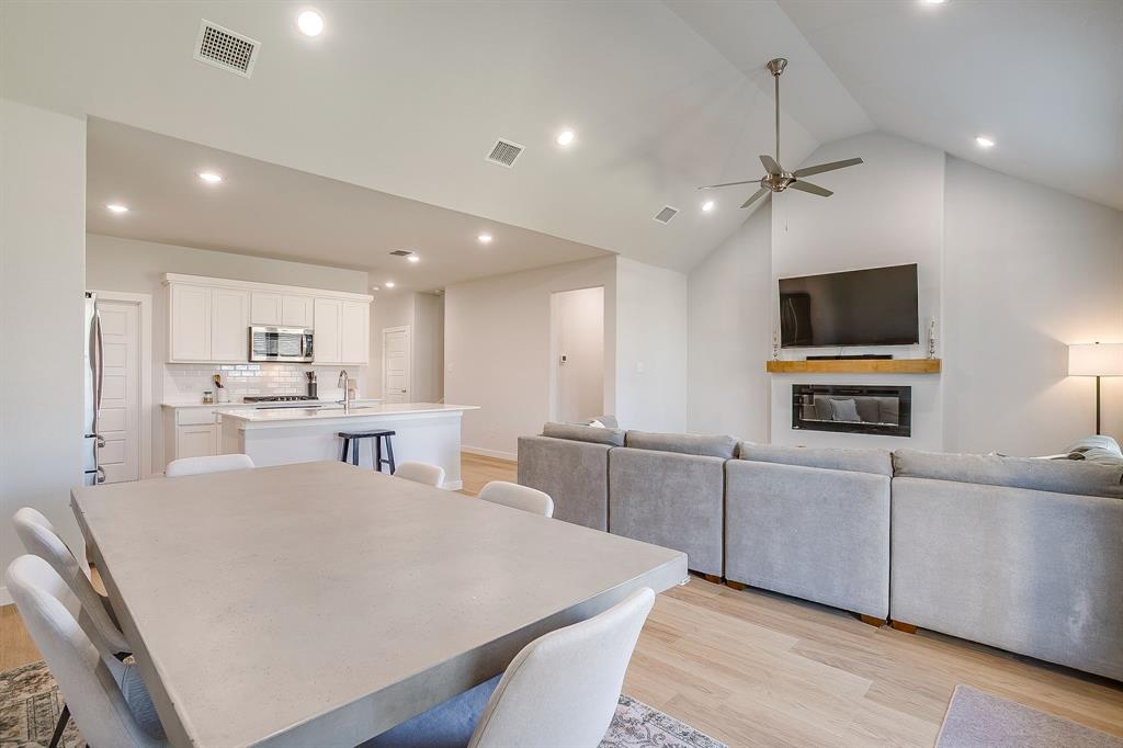 Ventana - Residential