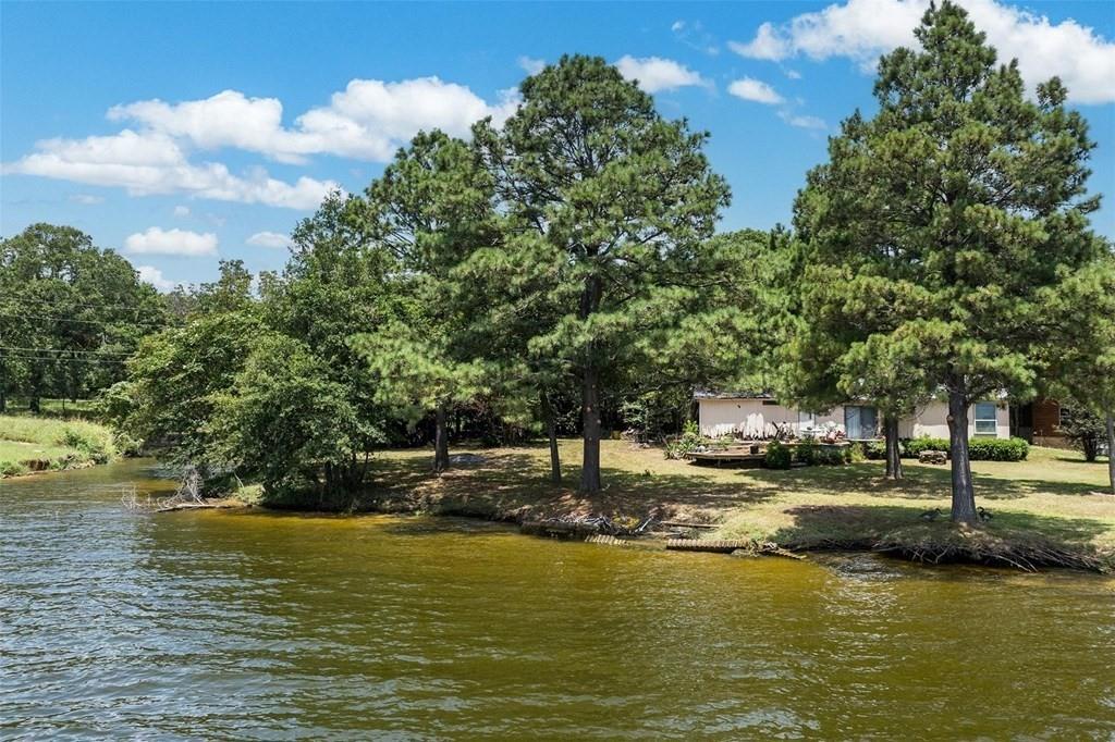 229 Esquire Estates Road