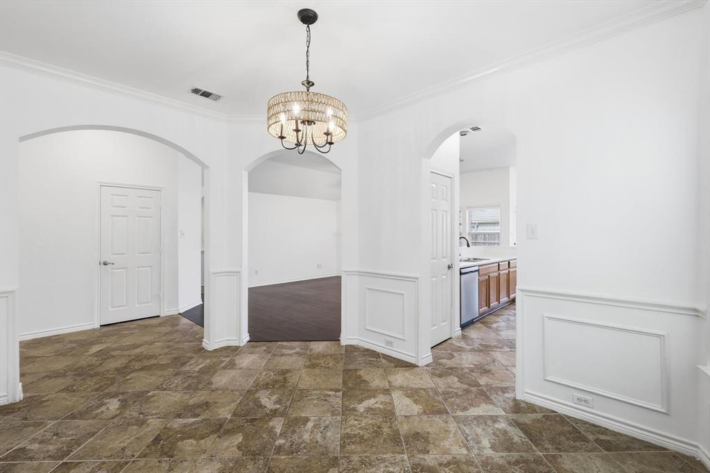 5904 Meadowglen Drive