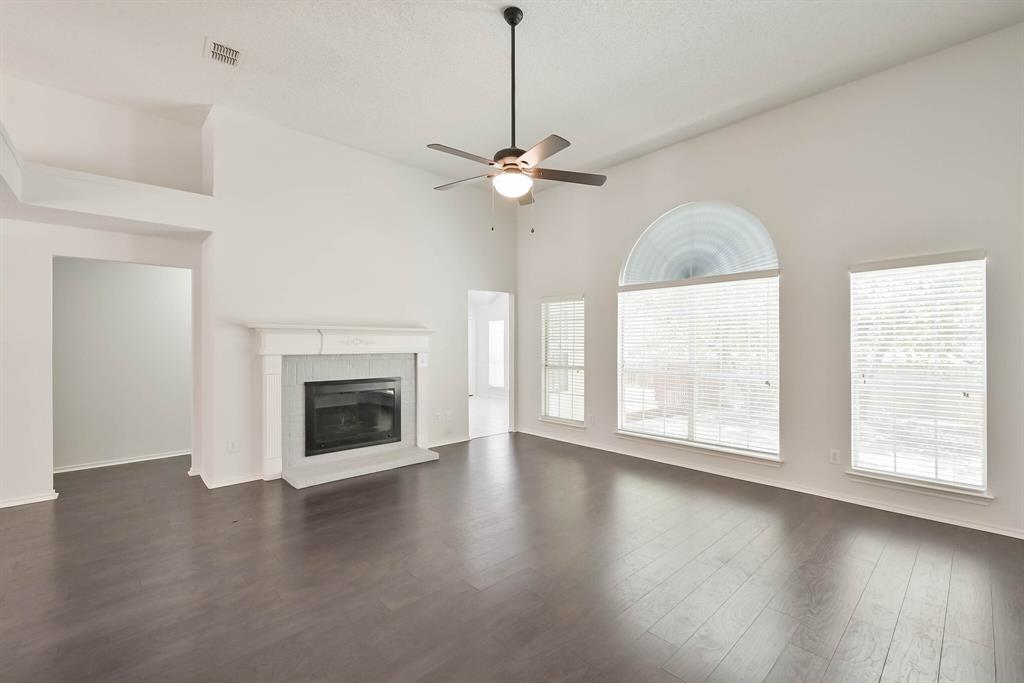 7405 Mesa Verde Trail