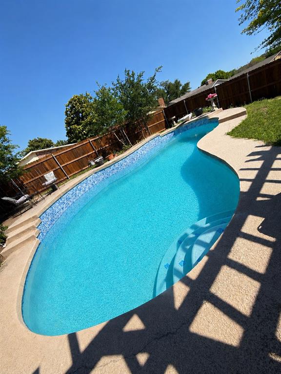 3326 Vista Oaks Drive