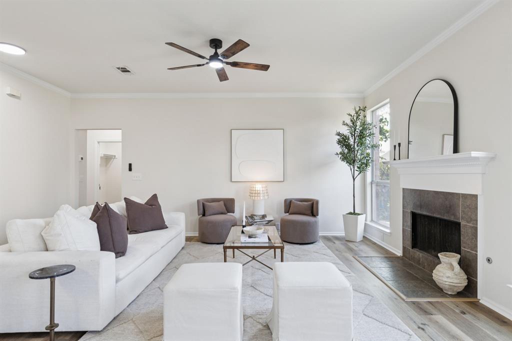 4533 Dragonfly Way