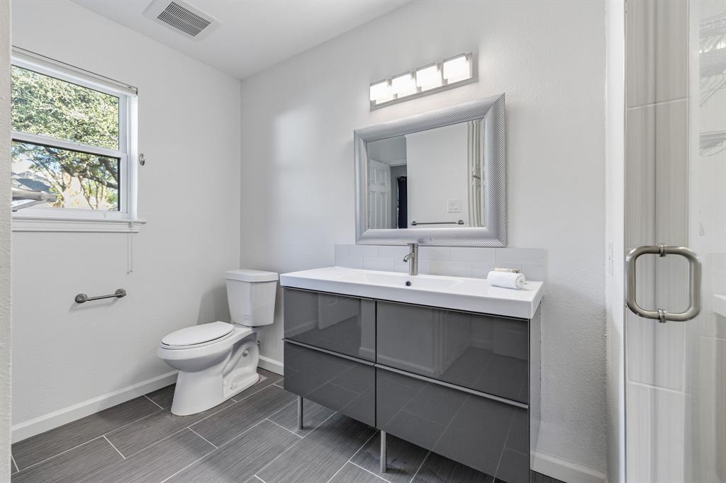 Kinwest Sec 20 Residence Ph 01 1st - Residential