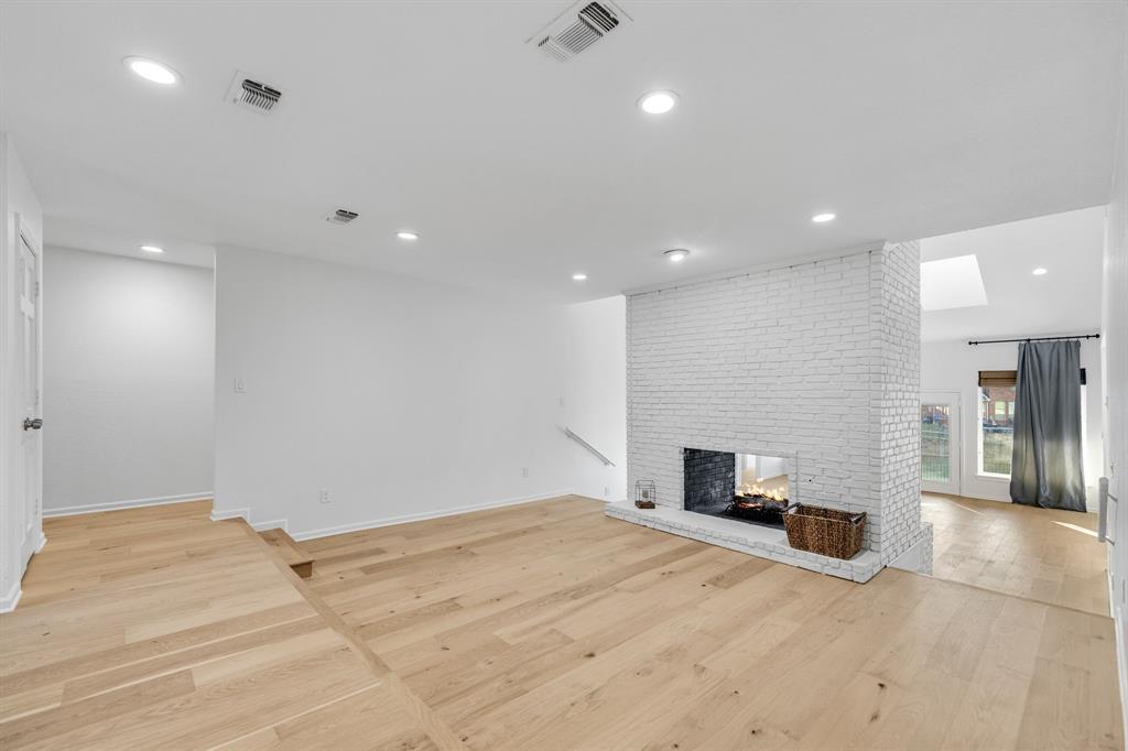 Kinwest Sec 20 Residence Ph 01 1st - Residential