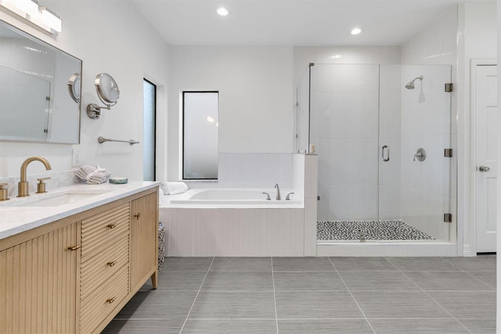 Kinwest Sec 20 Residence Ph 01 1st - Residential