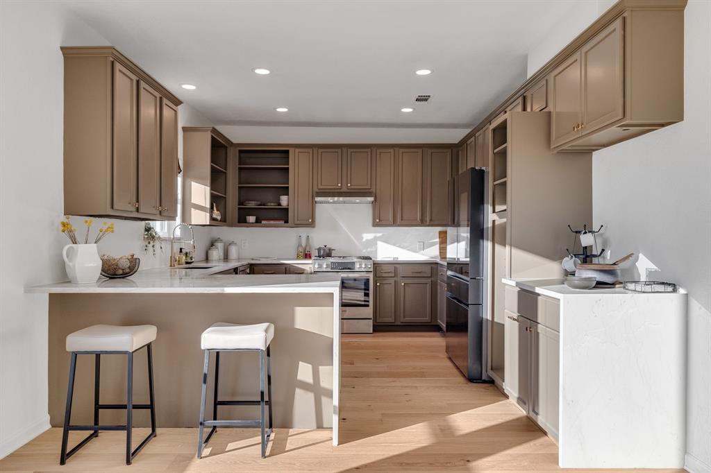 Kinwest Sec 20 Residence Ph 01 1st - Residential