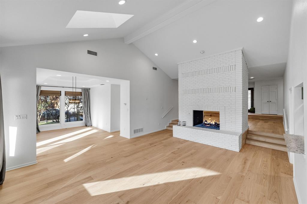 Kinwest Sec 20 Residence Ph 01 1st - Residential