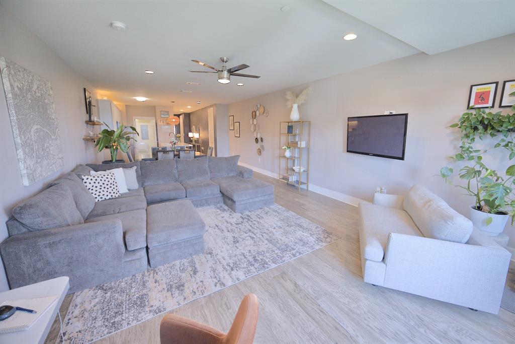 251 S Mill Street 260