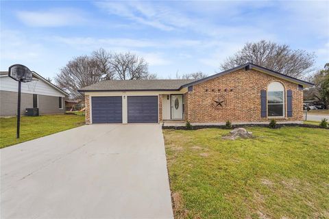 245 E Malone Avenue Crowley TX 76036