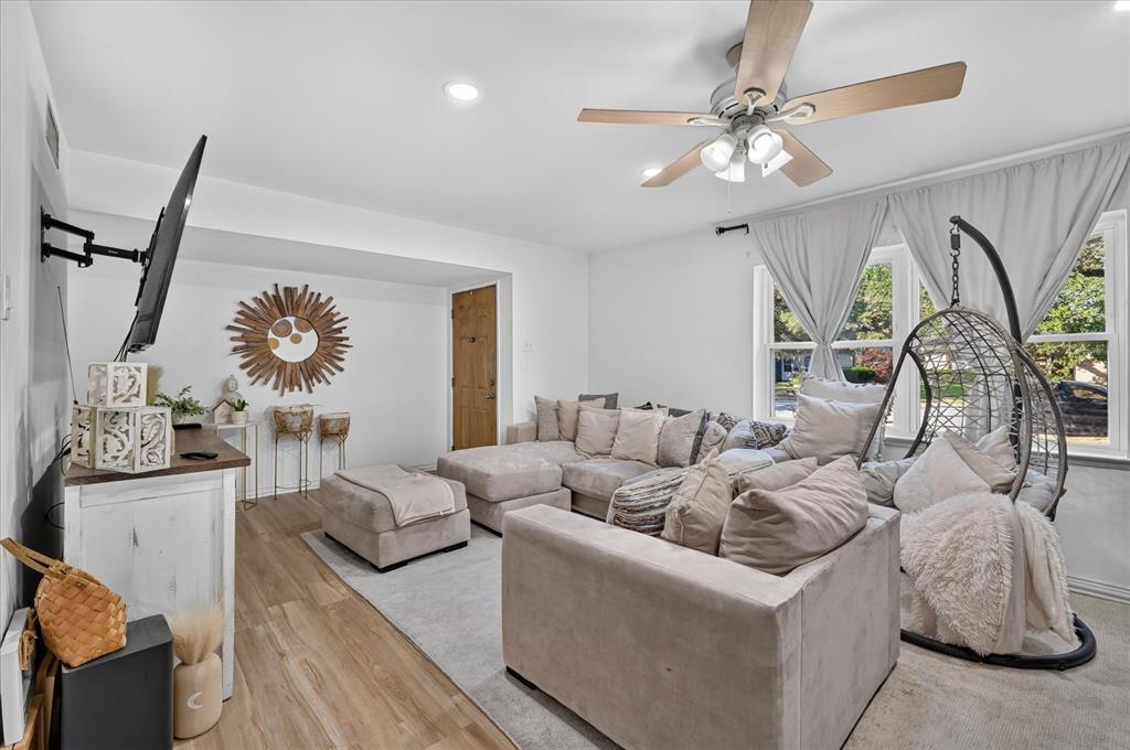 3125 Rainbow Drive