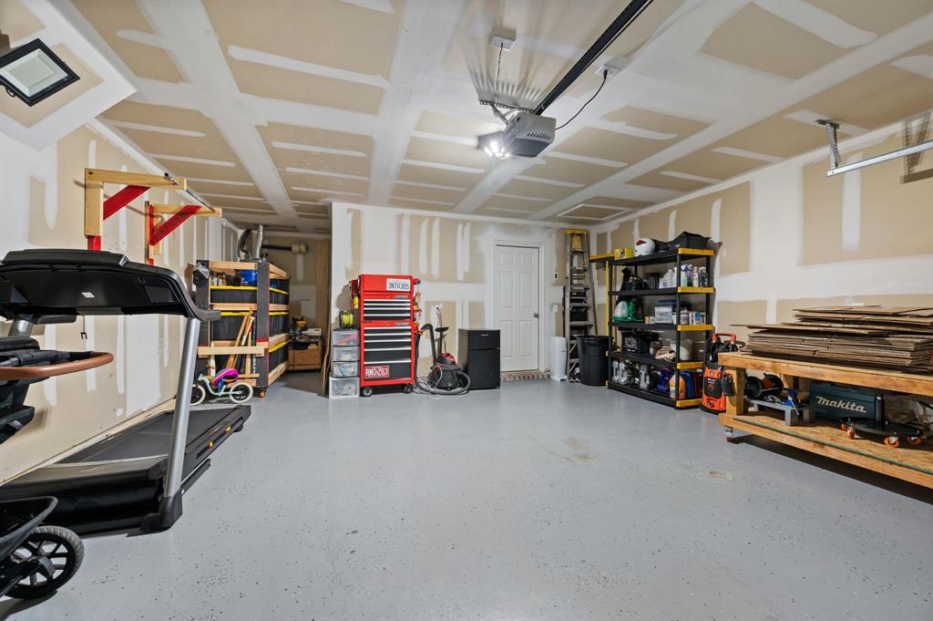 Elizabeth Crk Alpha Ranch - Residential