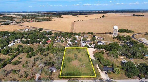 126 SUNRISE COURT, PALMER, TX 75152 - Image c9e39cbf8e0a4d6be9a63dd8dce848cf/1663353361