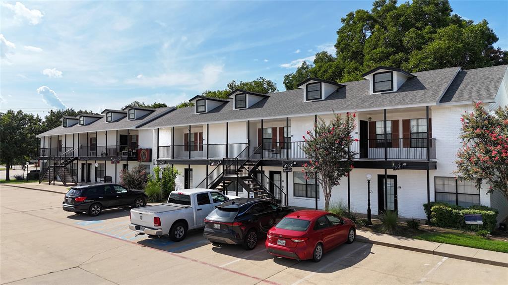 BROWN VILLAS CONDOMINIUMS - Commercial Sale