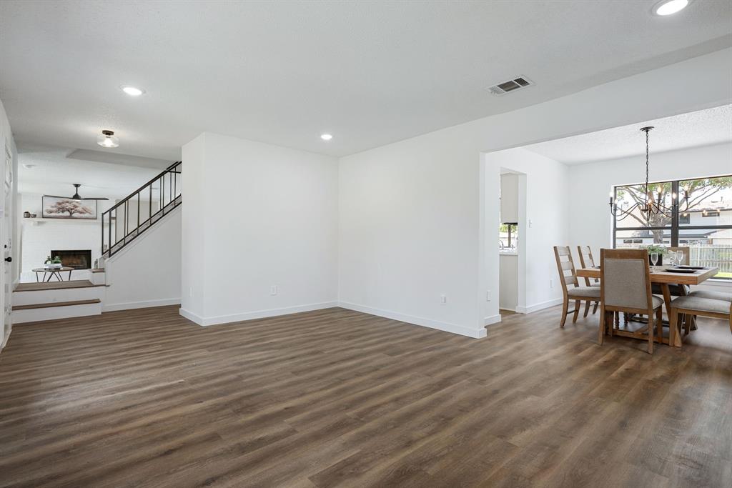 2310 Sweetbriar Court