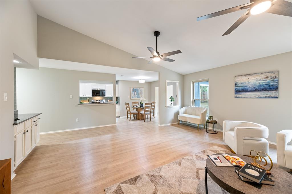 1906 Bosque Lane