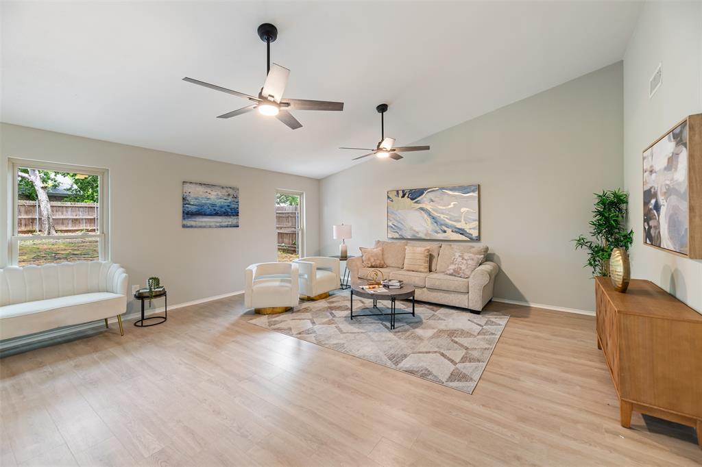 1906 Bosque Lane