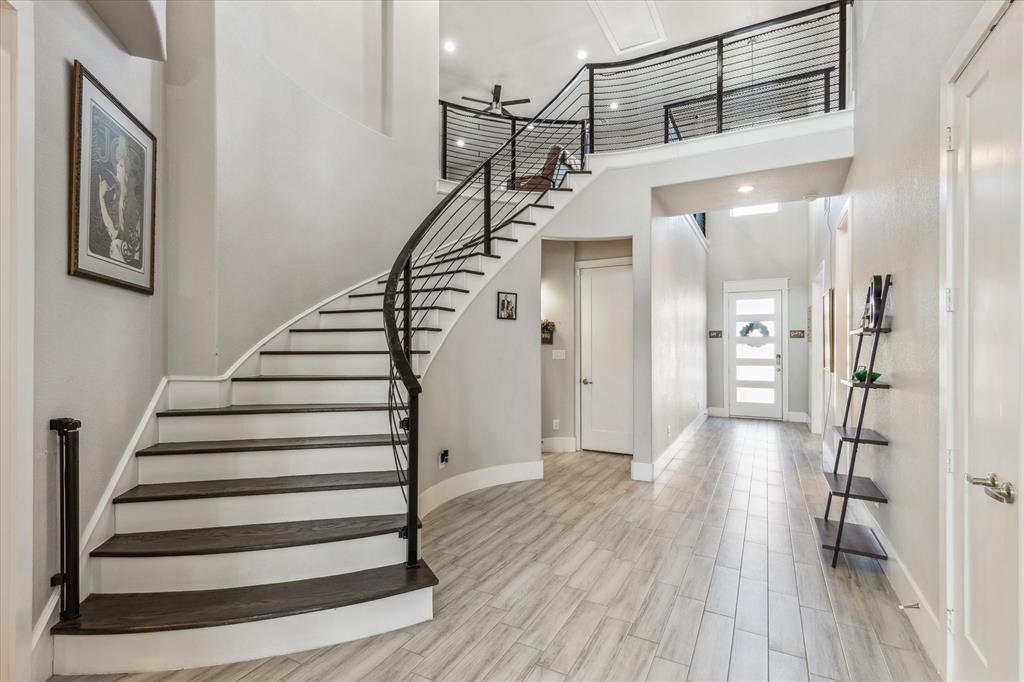 9008 Quarry Hill Court
