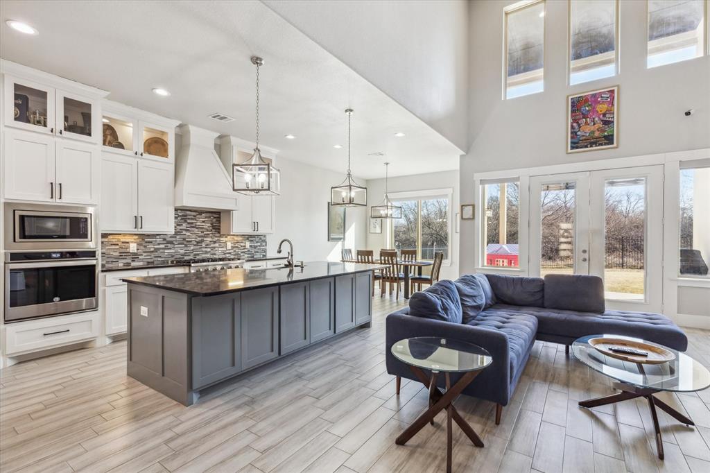 9008 Quarry Hill Court