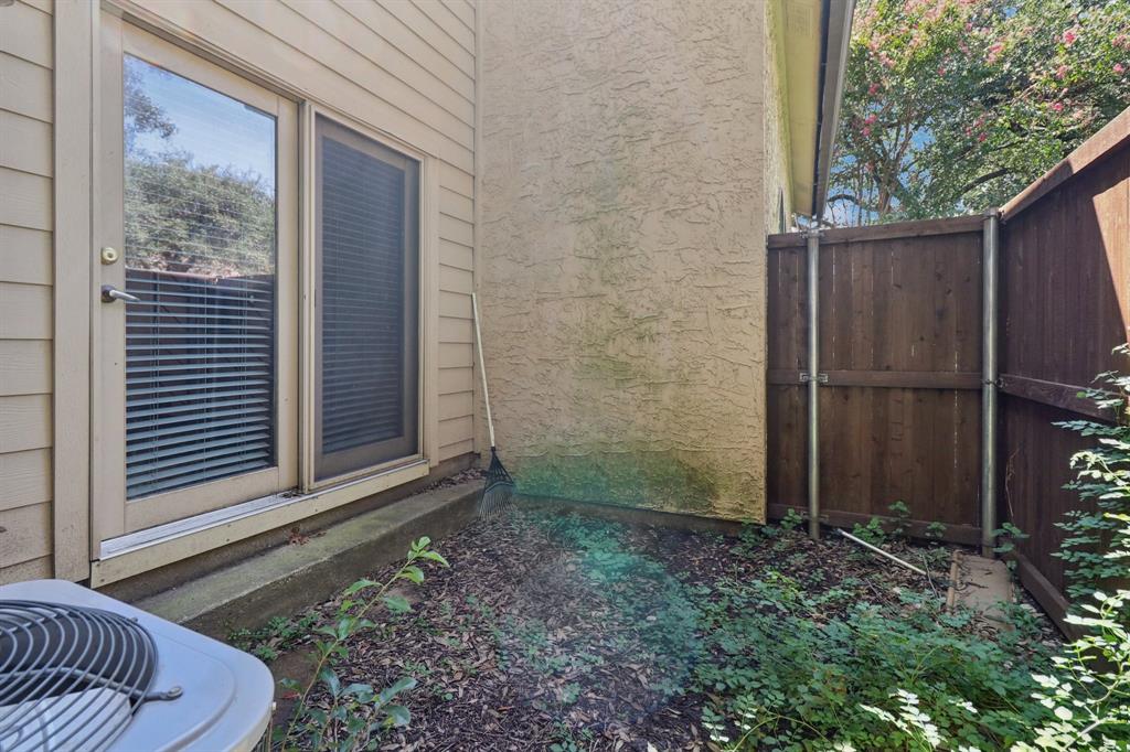 La Mirada Condo - Residential